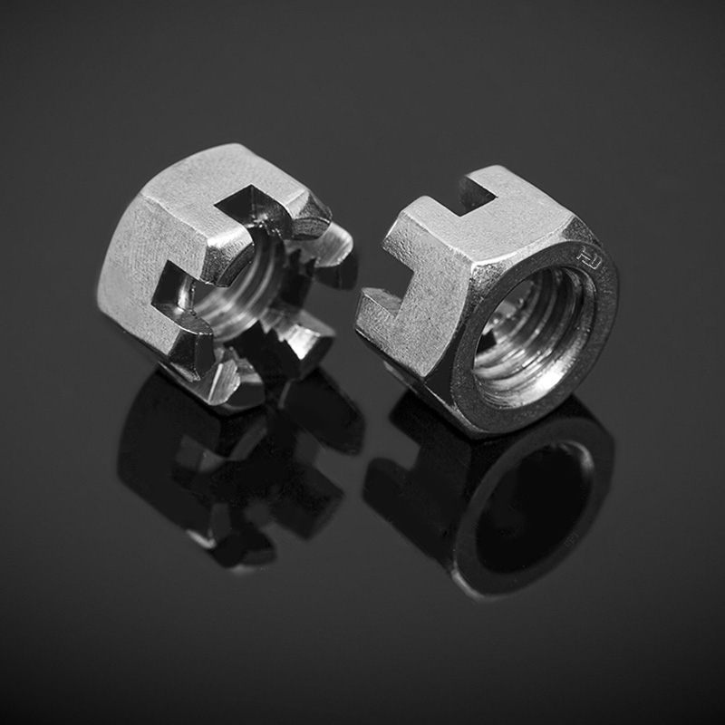 DIN 439 Écrous fins hexagonaux chanfreinés en acier inoxydable